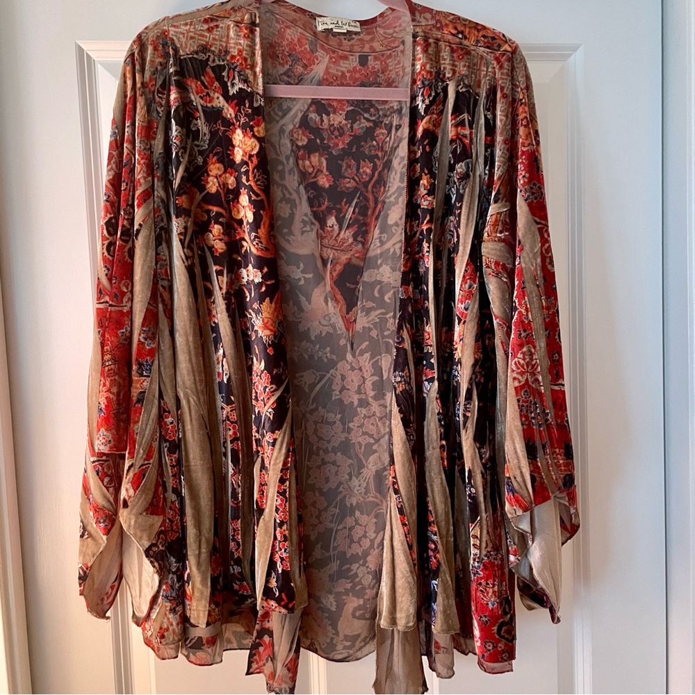 Groovy Bohemian unlined swing jacket with 3/4 sleeves, size 1X. Worn once.